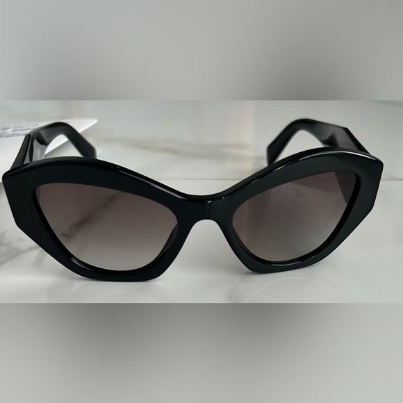 Prada PR 07YS Women’s Rectangular Sunglasses - Picture 2 of 10